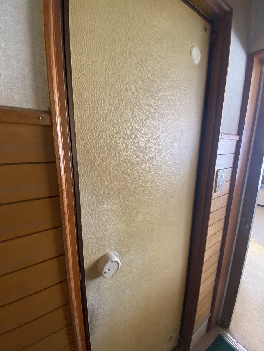 O様邸トイレドアノブ交換 写真